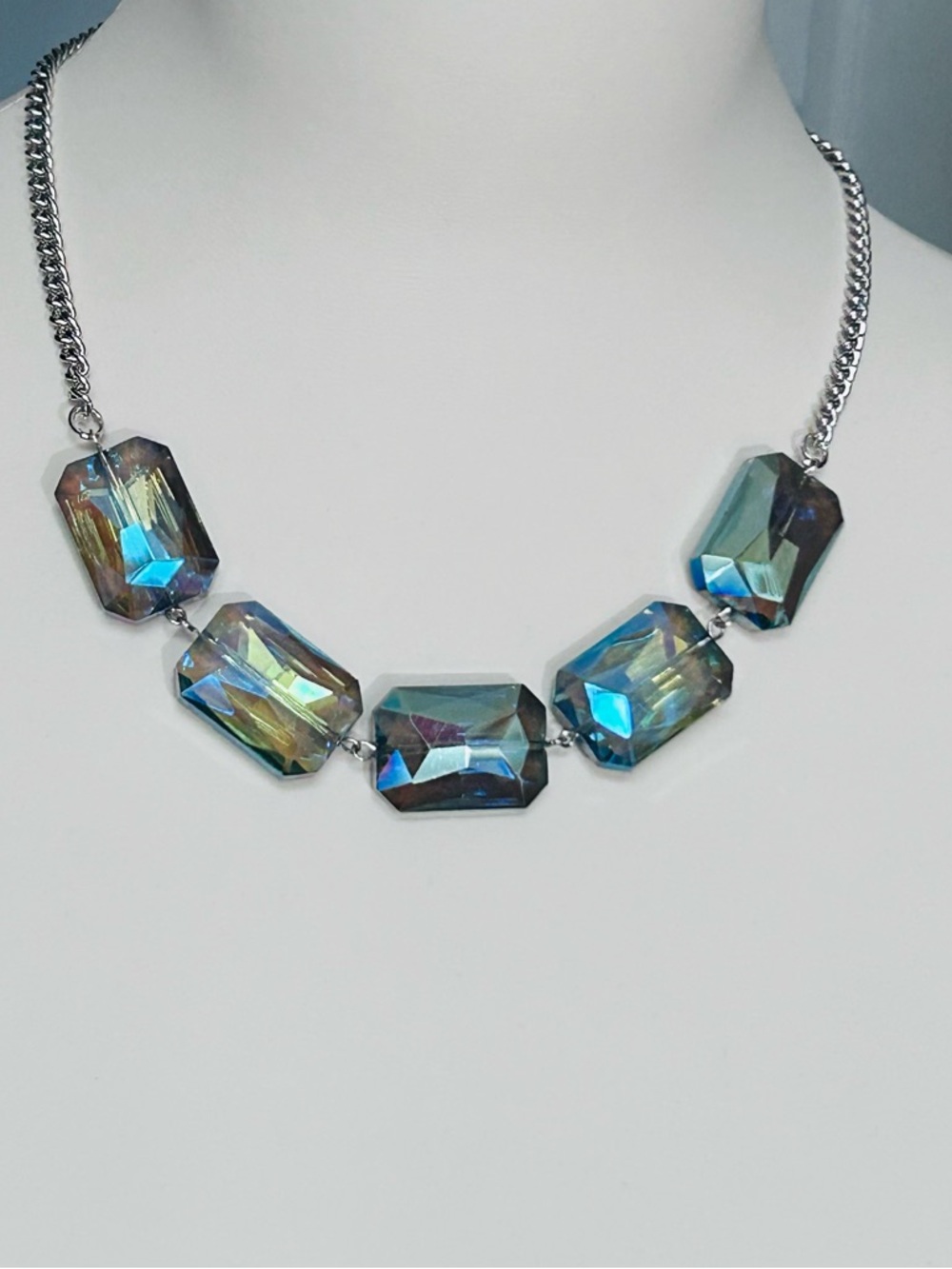 paparazzi Iridescent Faceted Crystal Statement Necklace - Blue Green Gold Shift